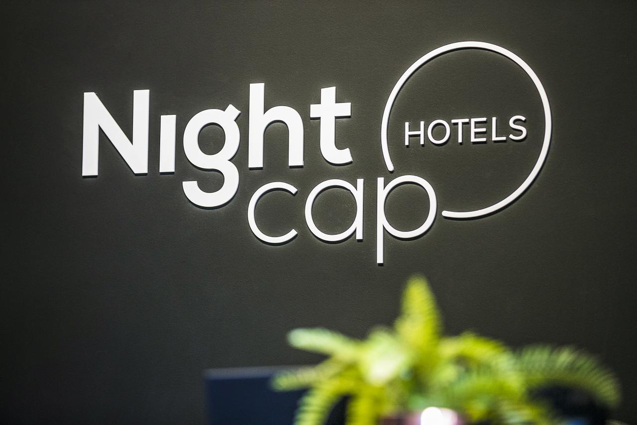 Nightcap At The Cheeky Squire Hotel Франкстън Екстериор снимка